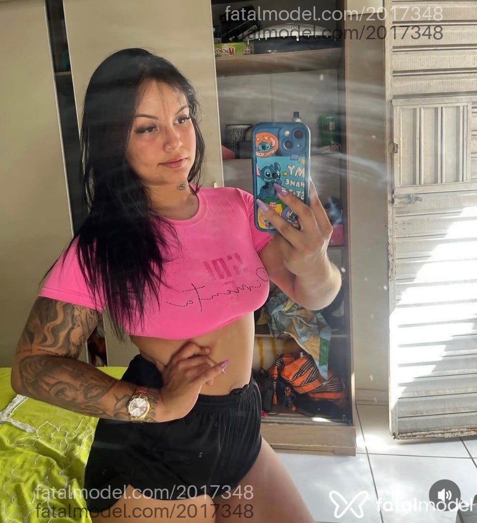 Acompanhante mulher morena (o) de olhos castanhos - Madalena
