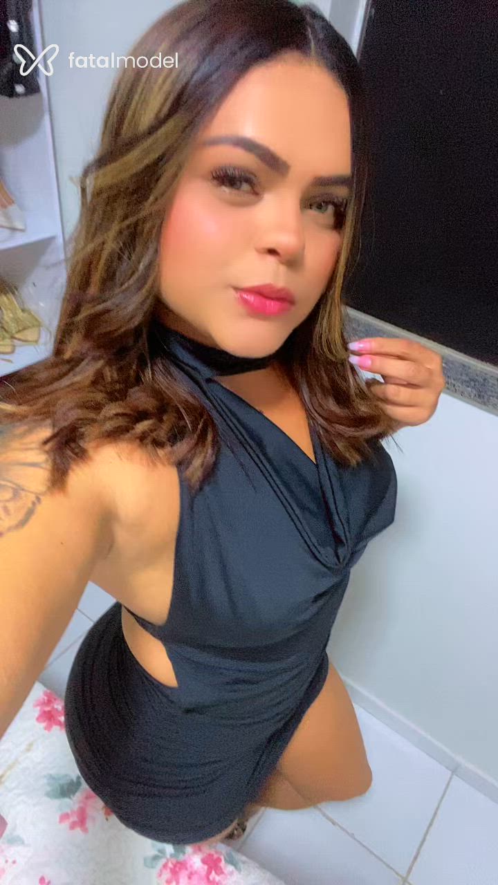 Acompanhante mulher morena (o) de olhos pretos - Cecília