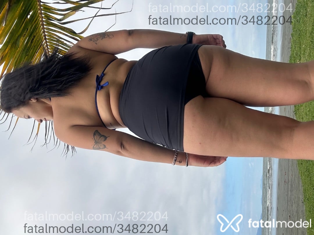 Acompanhante mulher morena (o) de olhos castanhos - Julia Silva Acompanhante mulher morena (o) de olhos castanhos - Julia Silva