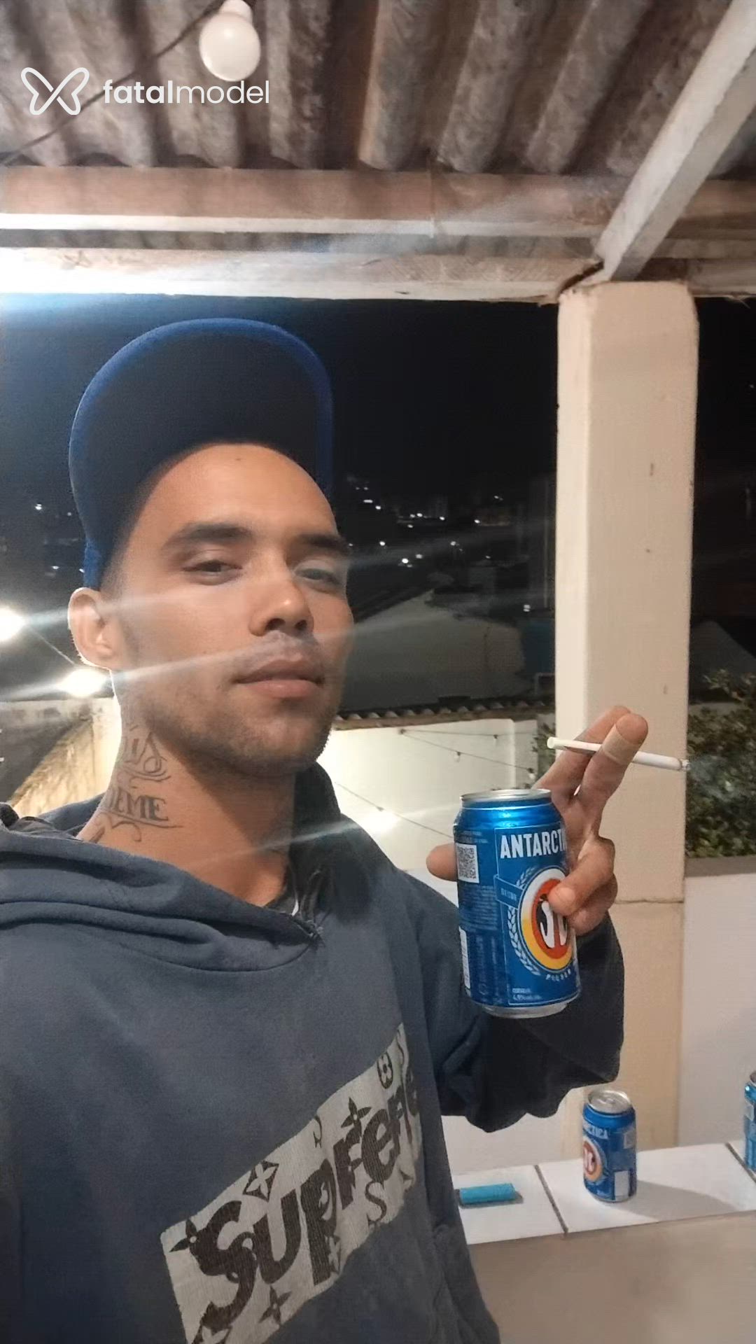 Acompanhante homem morena (o) de olhos castanhos - Marcos