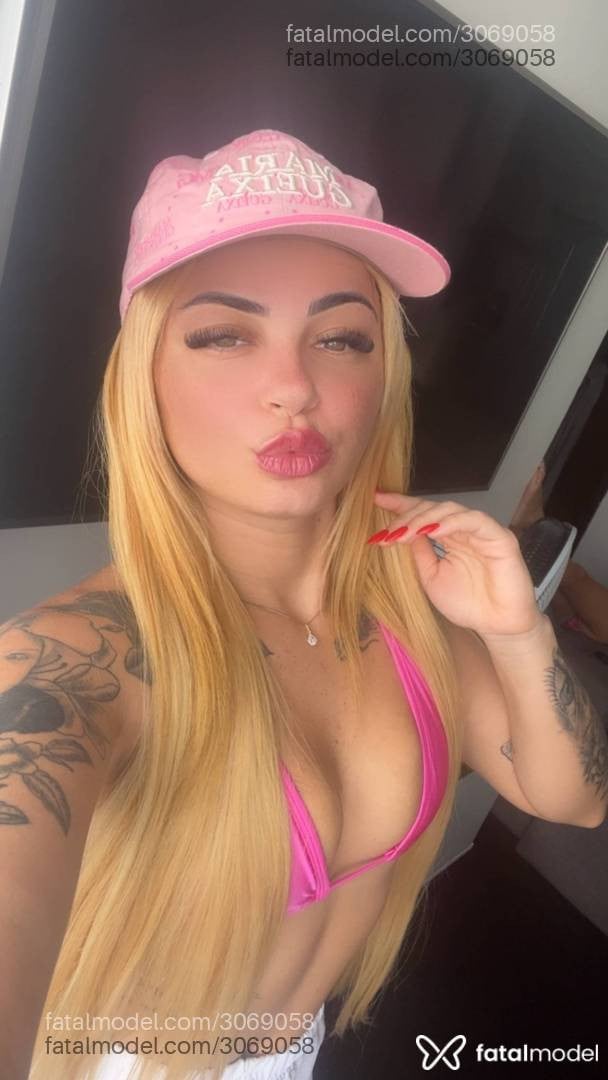 Acompanhante mulher loira (o) de olhos verdes em Toledo - Bia Peres