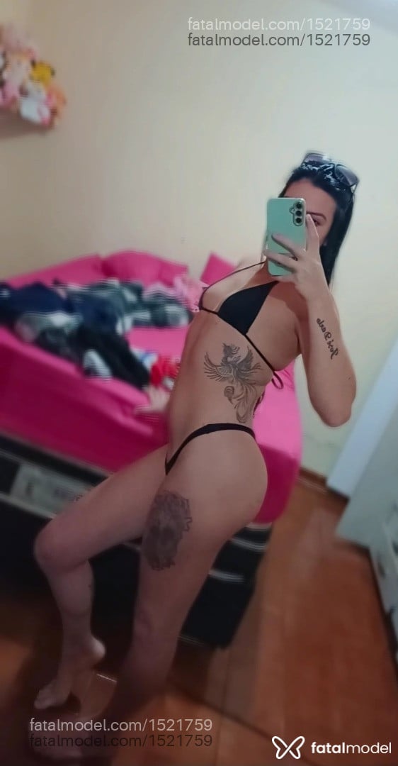 Acompanhante mulher trans morena (o) de olhos mel - Nicole Acompanhante mulher trans morena (o) de olhos mel - Nicole