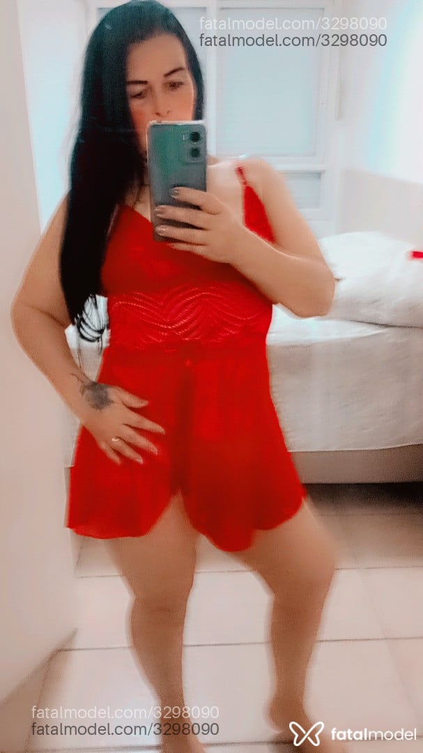Acompanhante mulher morena (o) de olhos castanhos - Penélope
