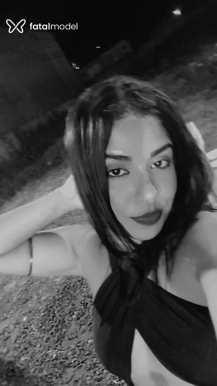 Acompanhante mulher com cabelo castanho de olhos castanhos - Amy Beee
