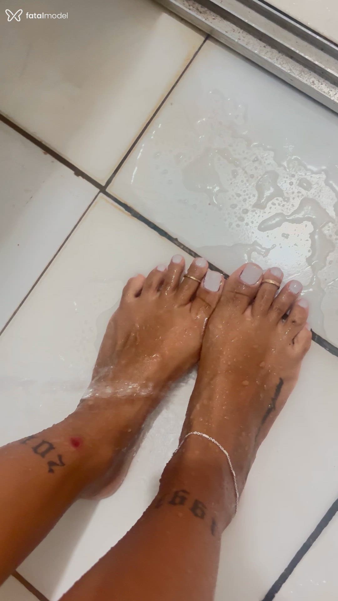 Acompanhante mulher morena (o) de olhos castanhos - Cacauzinhaa