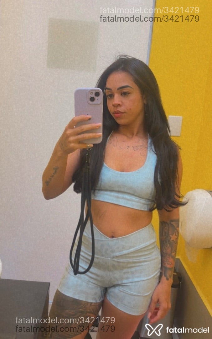 Acompanhante mulher morena (o) de olhos castanhos - Brunna
