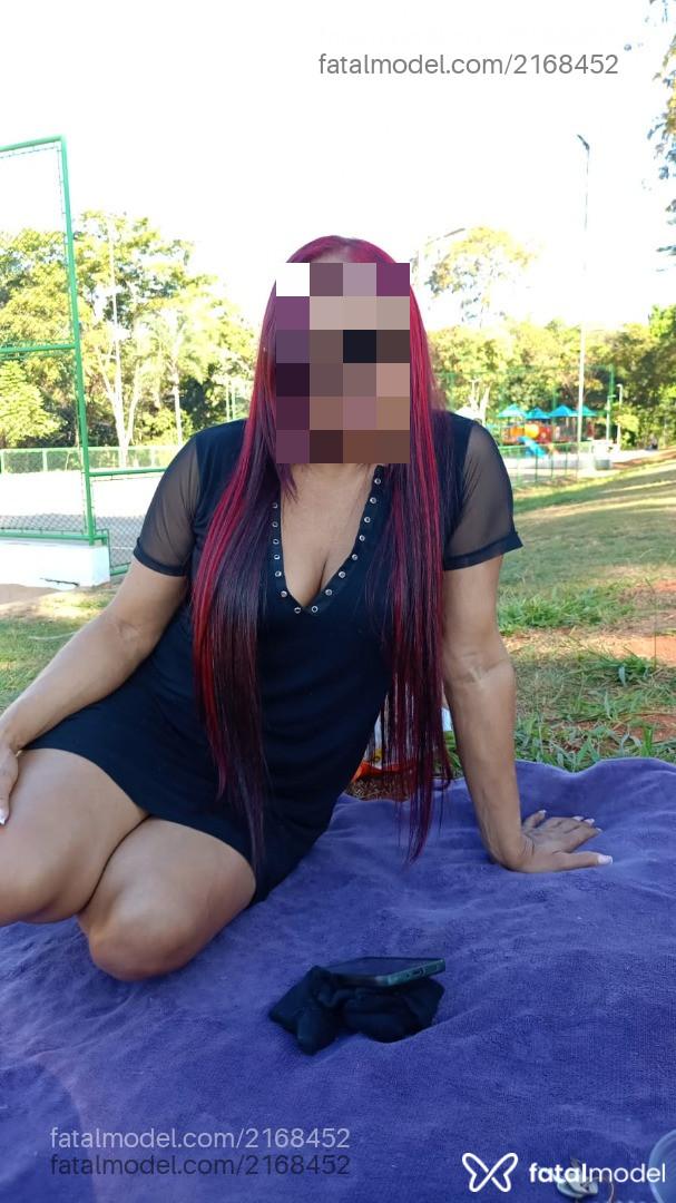 Acompanhante mulher com cabelo castanho de olhos castanhos - Fran