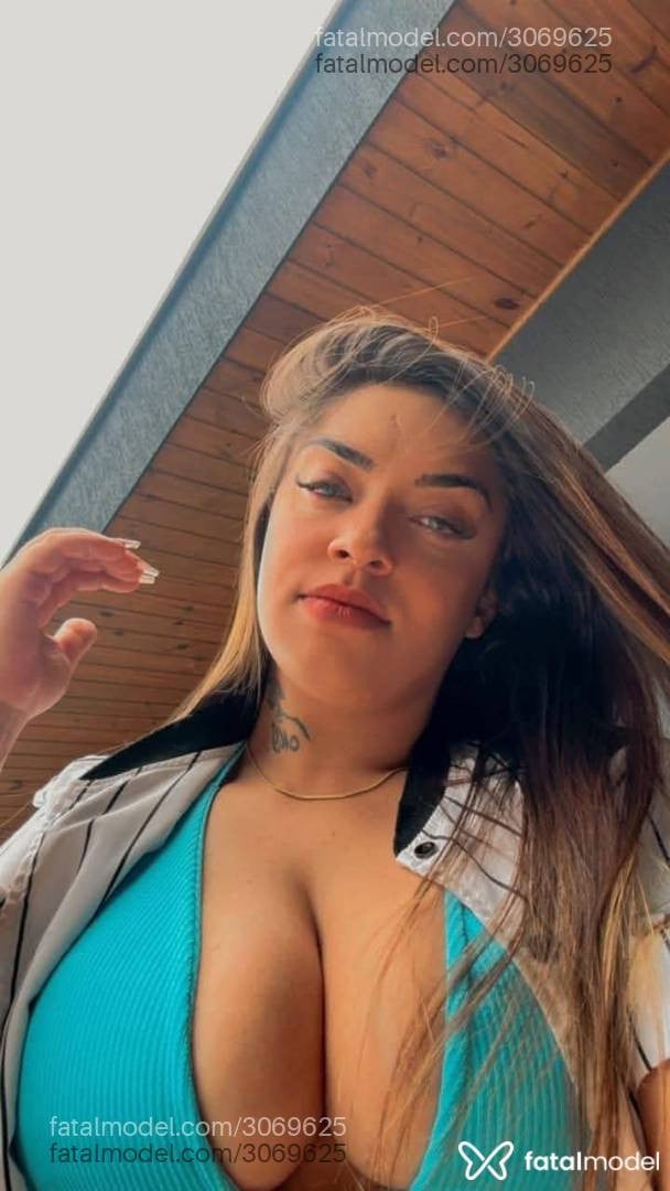 Acompanhante mulher loira (o) de olhos castanhos em Guará - Marciele Gamst