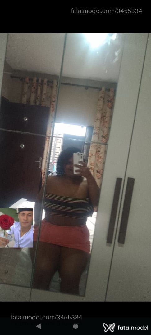 Acompanhante mulher morena (o) de olhos castanhos - Ninaaa