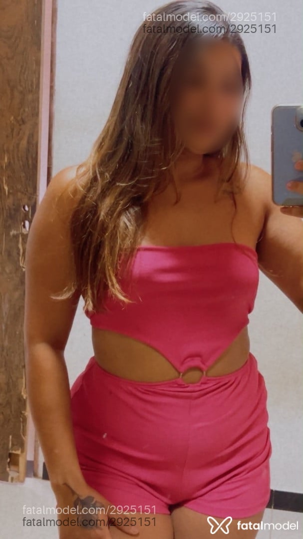 Acompanhante mulher loira (o) de olhos mel - Vitória