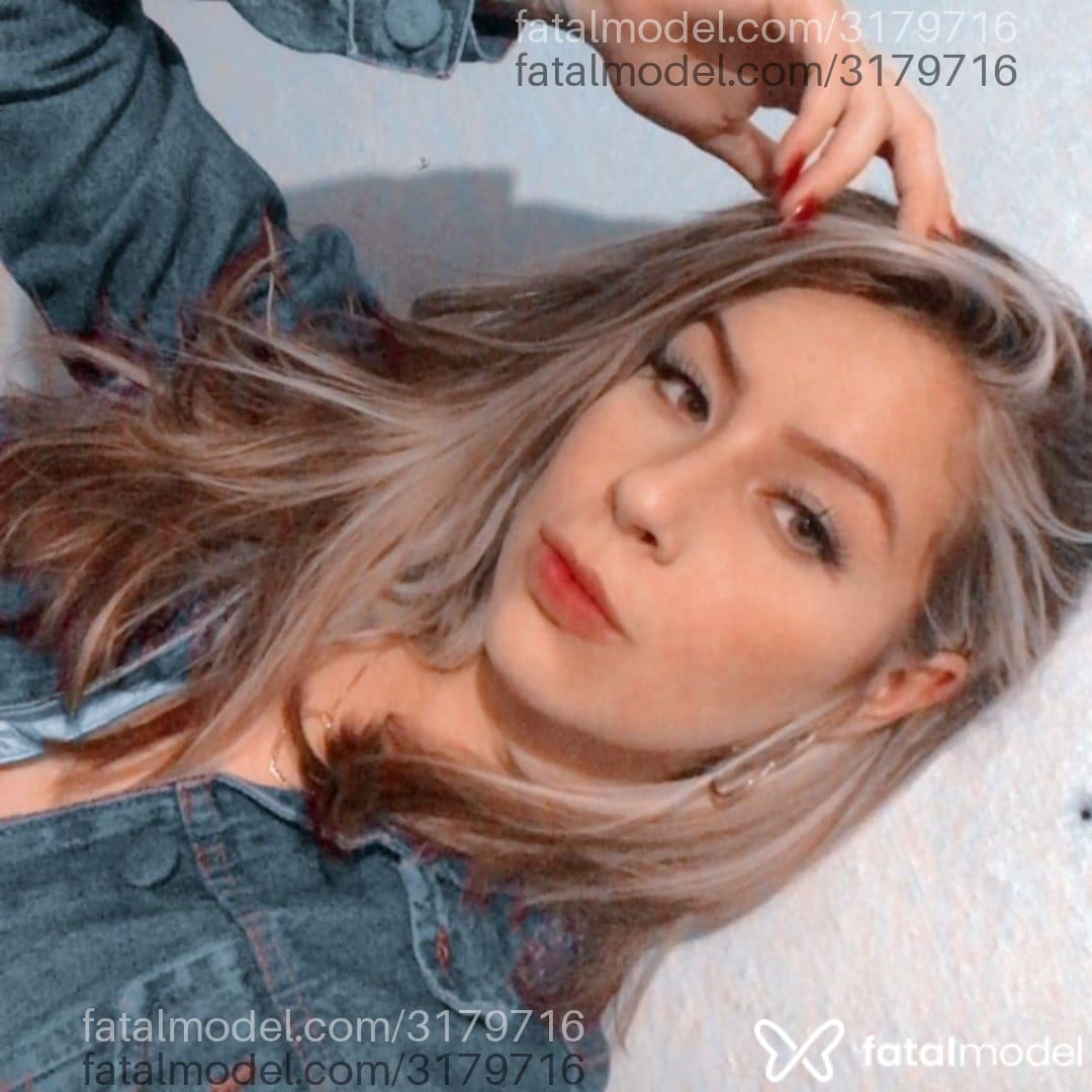 Acompanhante mulher ruiva (o) de olhos verdes - Aysha
