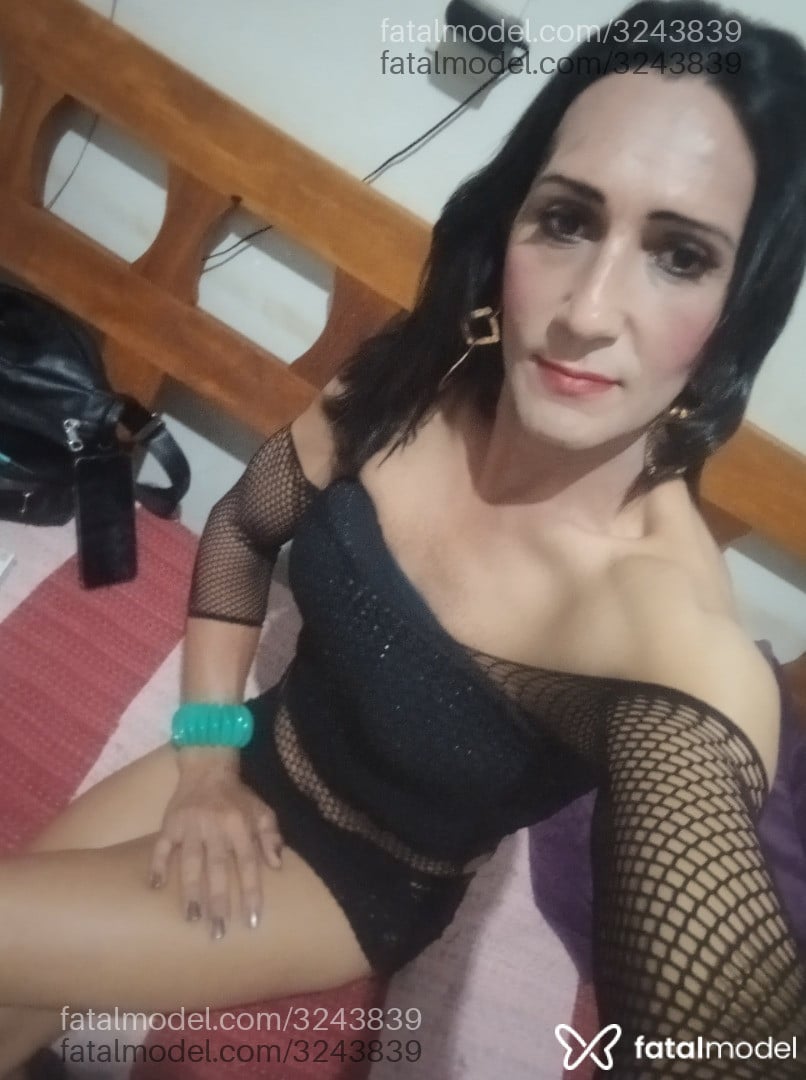 Acompanhante mulher trans morena (o) de olhos mel - Gabriela Valentina Acompanhante mulher trans morena (o) de olhos mel - Gabriela Valentina
