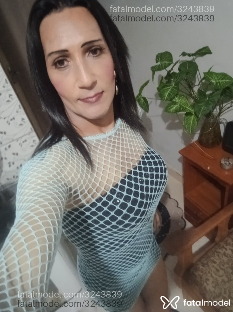 Acompanhante mulher trans morena (o) de olhos mel - Gabriela Valentina Acompanhante mulher trans morena (o) de olhos mel - Gabriela Valentina