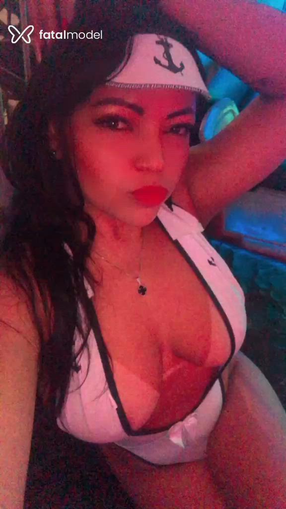 Acompanhante mulher morena (o) de olhos pretos - Luhsouza