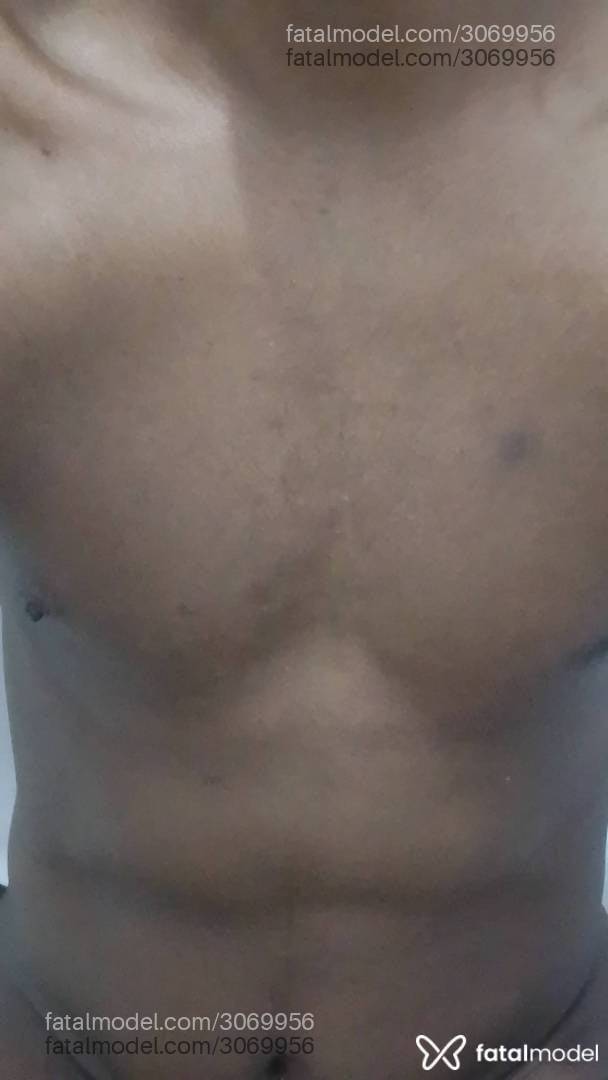 Acompanhante homem morena (o) de olhos pretos em Santa Rosa Acompanhante homem morena (o) de olhos pretos em Santa Rosa - Negro