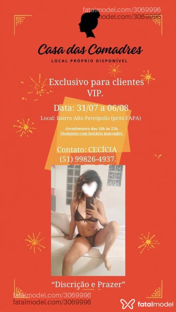Acompanhante mulher com cabelo castanho de olhos castanhos - Cecília Lima