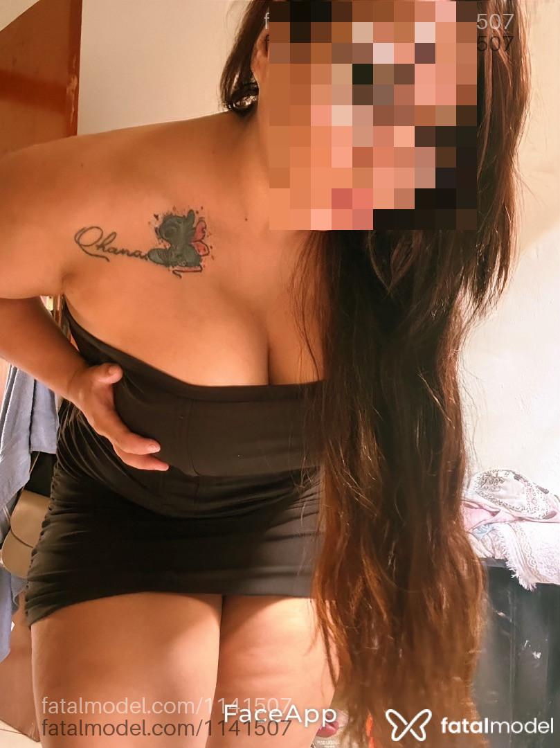 Acompanhante mulher loira (o) de olhos castanhos - Rytinha Bettencour