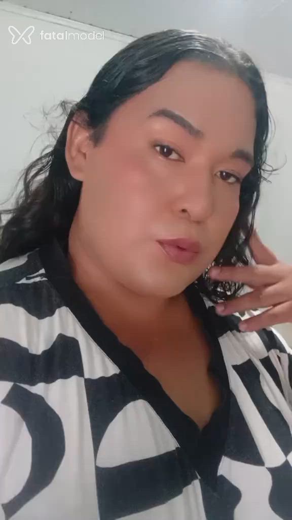 Acompanhante mulher trans morena (o) de olhos pretos - Samantha Bellakeo