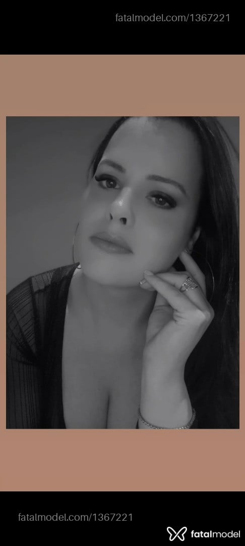 Acompanhante mulher trans morena (o) de olhos castanhos - Diva Supersex