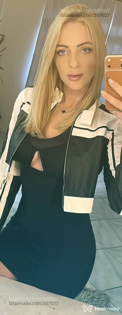 Acompanhante mulher loira (o) de olhos azuis em Joinville - Gábi Bìttencourt
