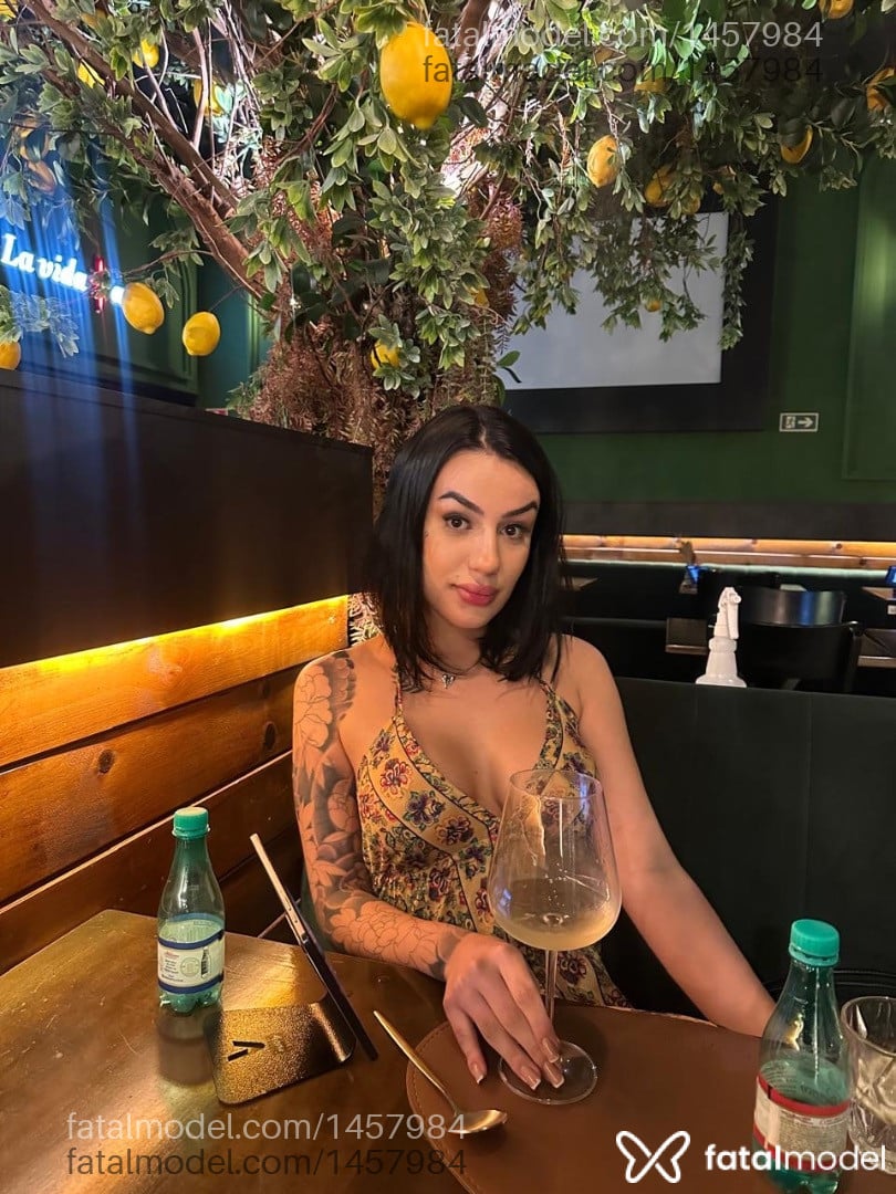 Acompanhante travesti morena (o) de olhos castanhos - Dandara
