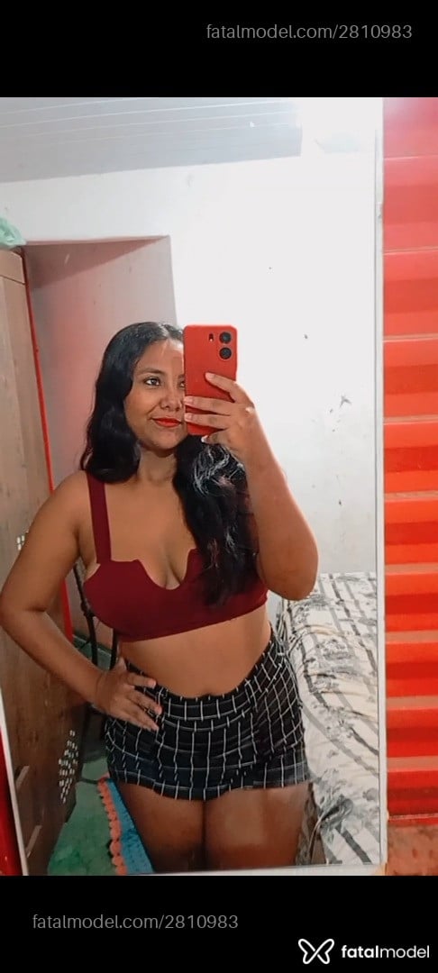 Acompanhante mulher morena (o) de olhos pretos - Rafaela