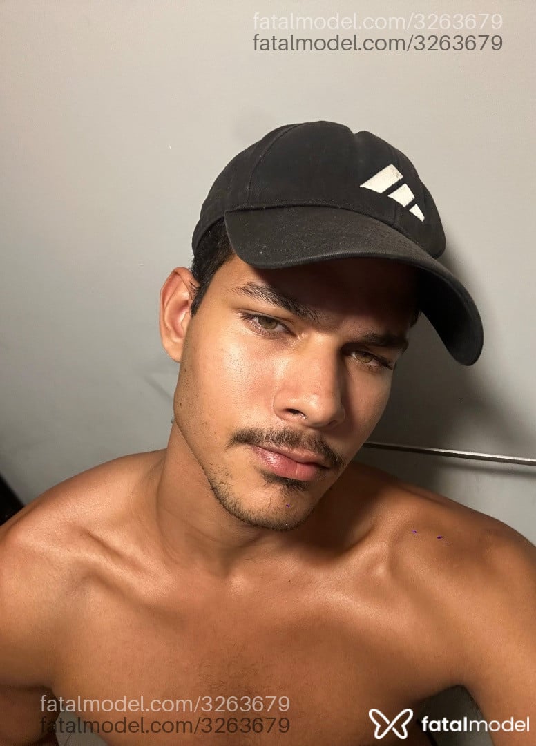 Acompanhante homem morena (o) de olhos mel - Pedro Henrique