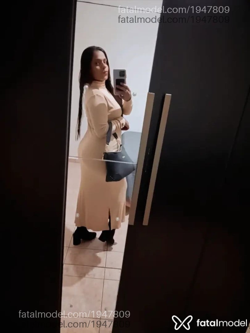 Acompanhante mulher com cabelo castanho de olhos castanhos - Bruninhaasurfis
