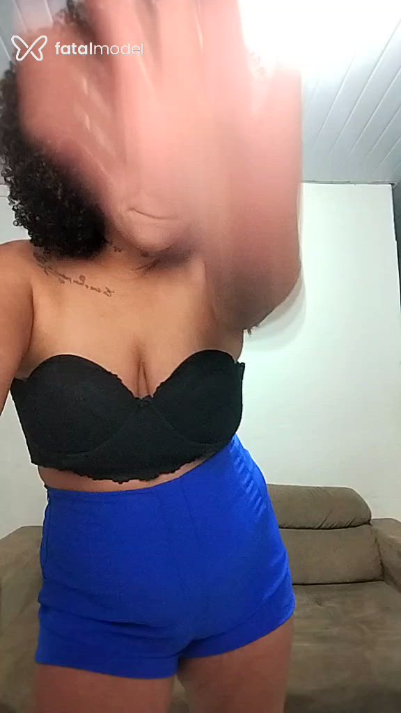 Acompanhante mulher com cabelo castanho de olhos castanhos - Belaangels Acompanhante mulher com cabelo castanho de olhos castanhos - Belaangels