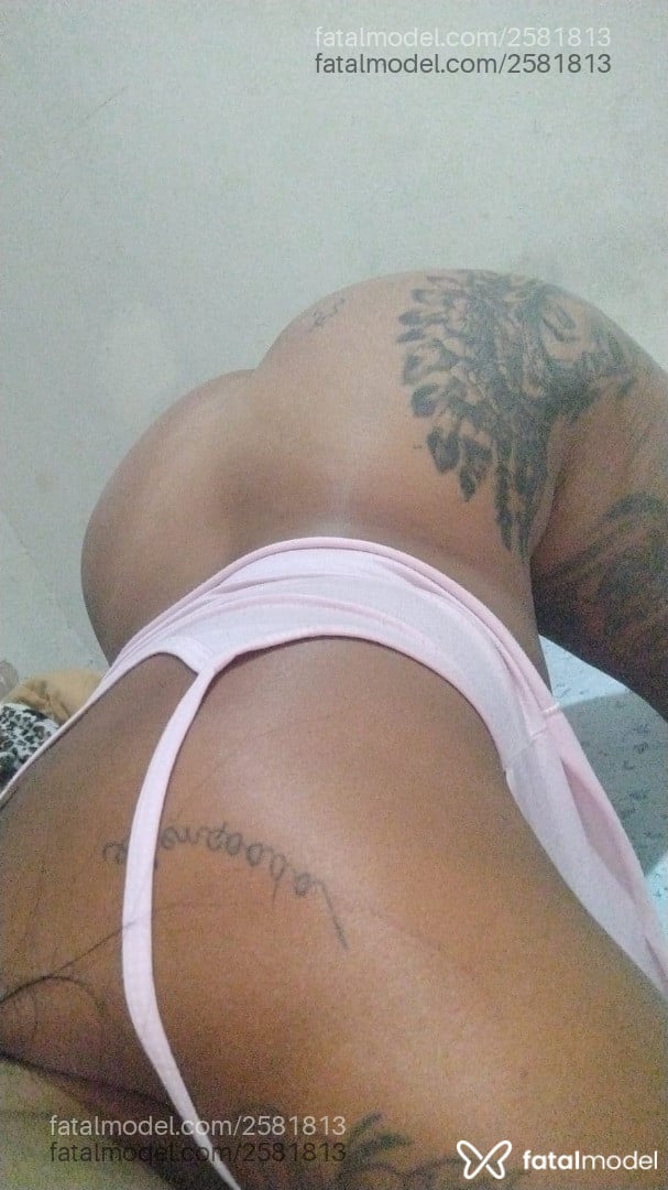 Acompanhante mulher morena (o) de olhos pretos - Melissa Acompanhante mulher morena (o) de olhos pretos - Melissa