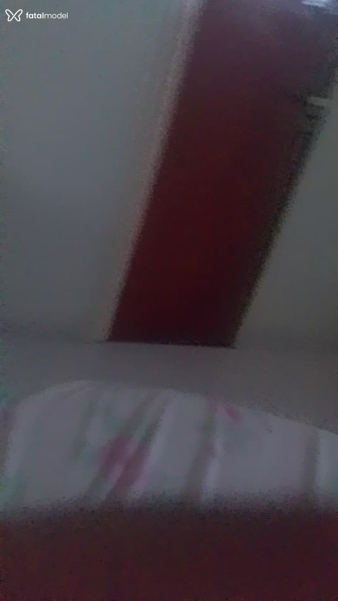 Acompanhante mulher com cabelo castanho de olhos pretos - Thyfany