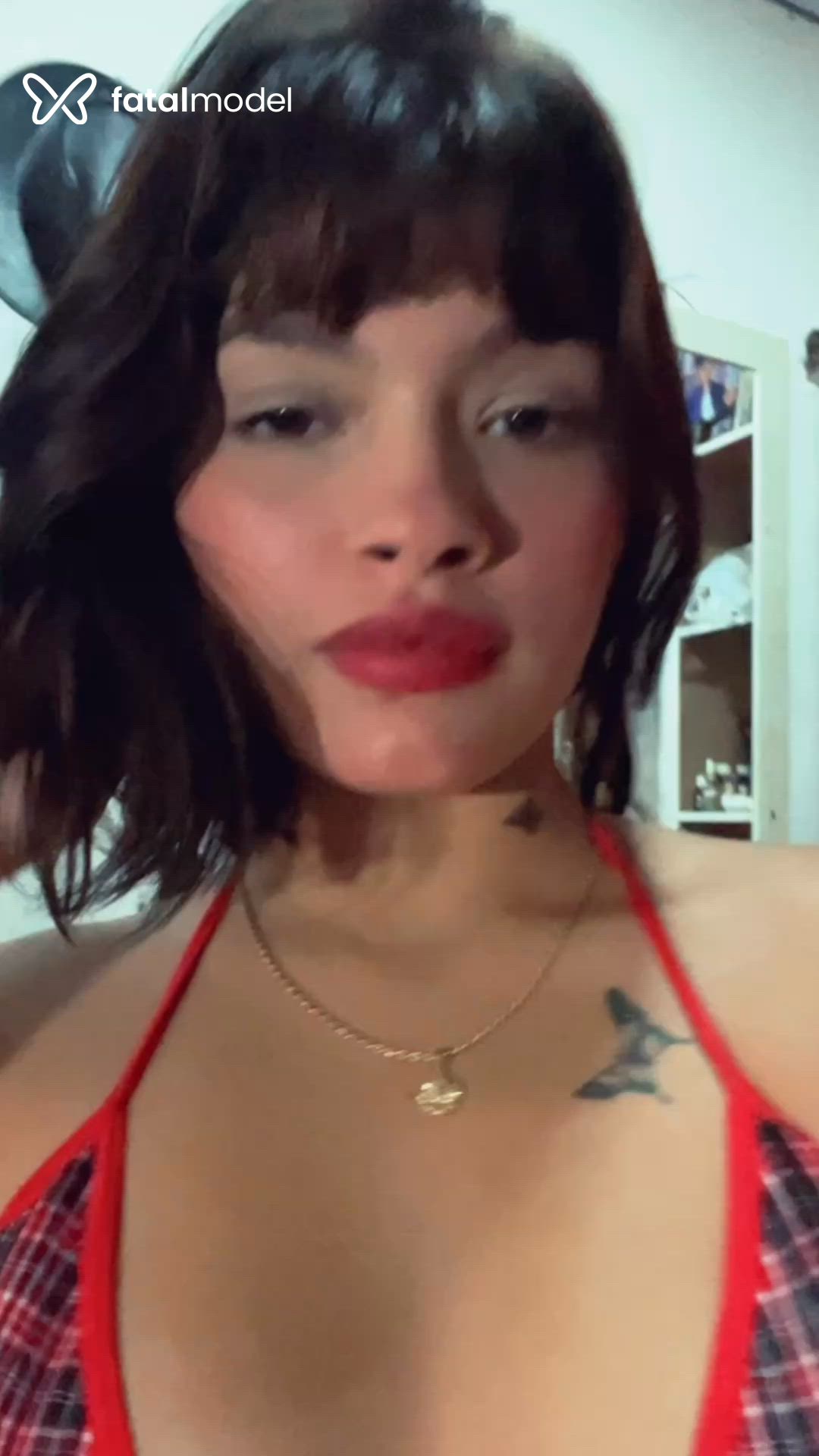 Acompanhante mulher com cabelo castanho de olhos castanhos - Thays Acompanhante mulher com cabelo castanho de olhos castanhos - Thays