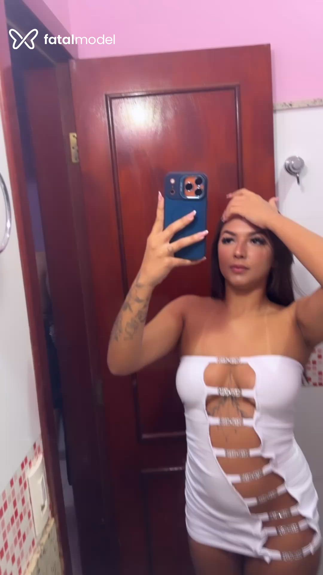 Acompanhante mulher com cabelo castanho de olhos castanhos - Ketlyn