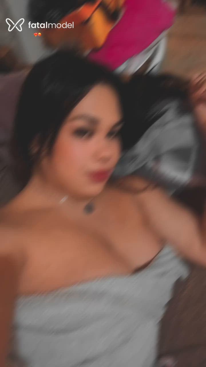 Acompanhante mulher trans loira (o) de olhos castanhos - Aliny brunine Acompanhante mulher trans loira (o) de olhos castanhos - Aliny brunine