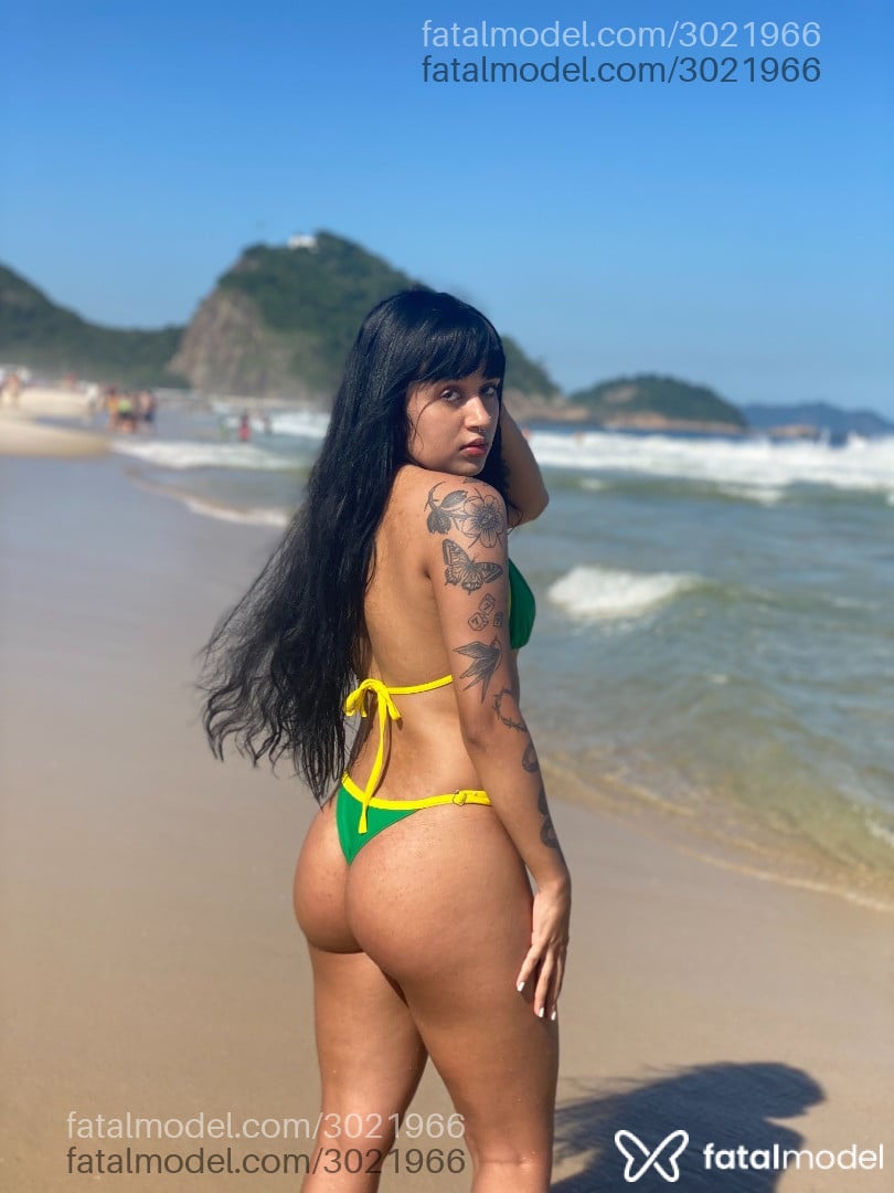 Acompanhante mulher morena (o) de olhos castanhos - Nicolly