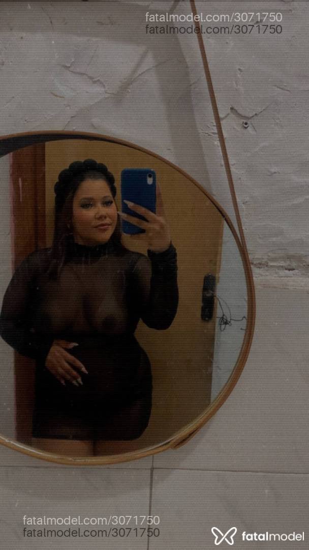 Acompanhante mulher ruiva (o) de olhos castanhos - Mel
