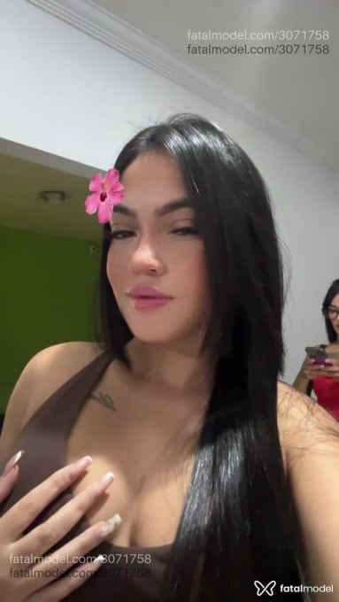 Acompanhante mulher morena (o) de olhos verdes em Pará de Minas Acompanhante mulher morena (o) de olhos verdes em Pará de Minas - Amanda Caroline