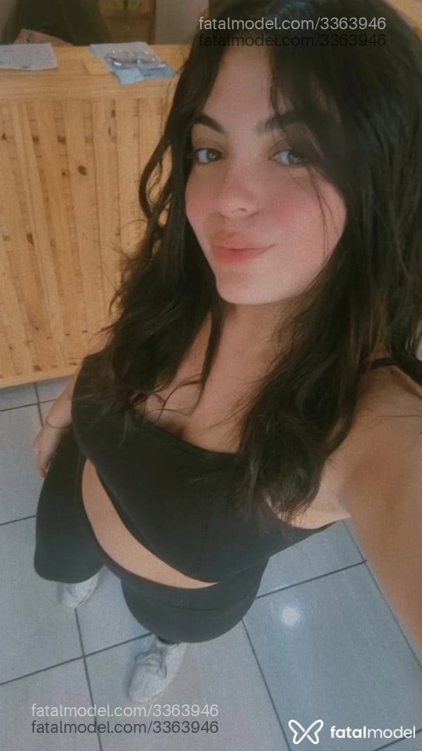 Acompanhante mulher morena (o) de olhos castanhos - Ana
