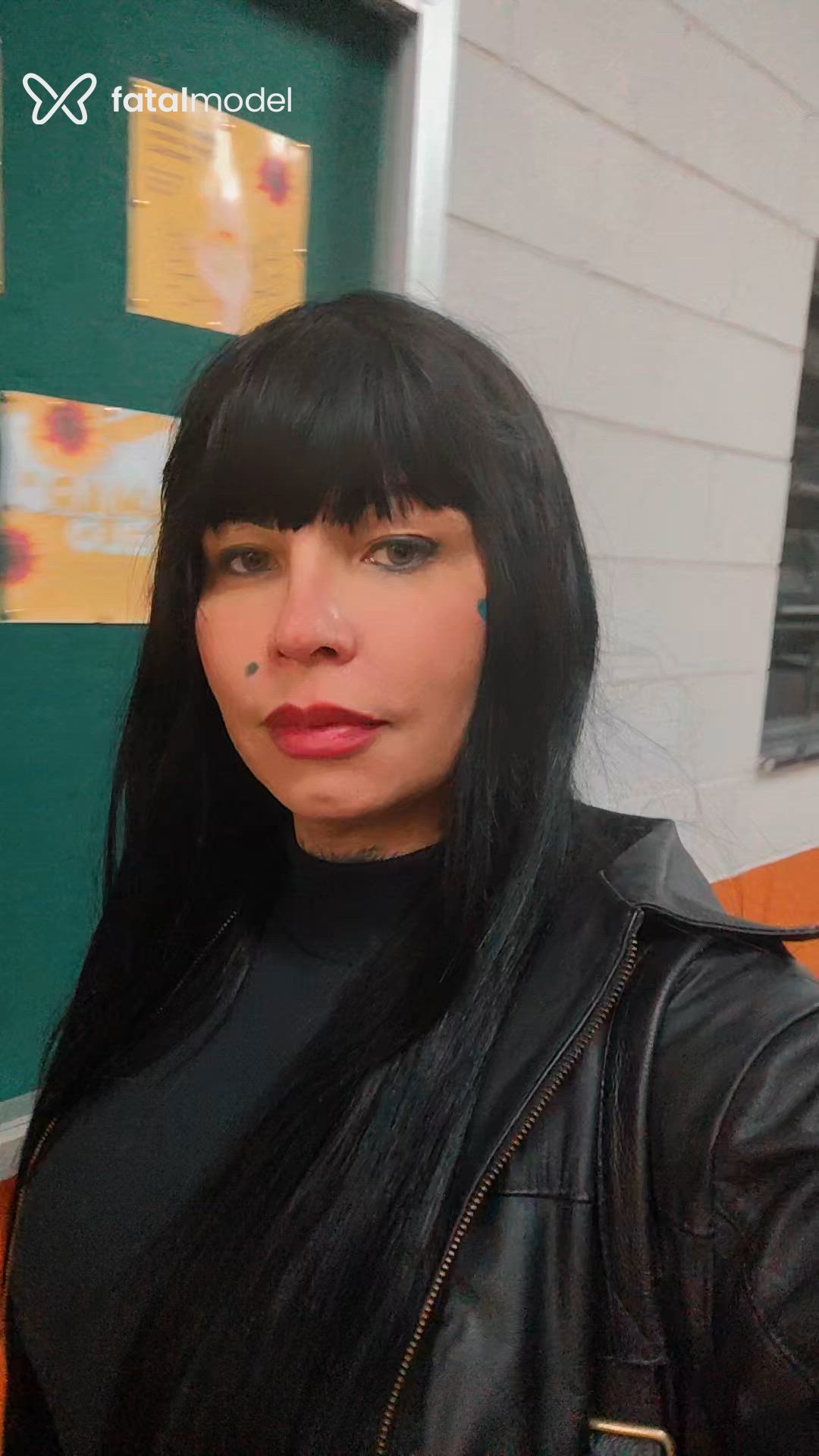 Acompanhante mulher trans morena (o) de olhos verdes - Eduarda Bianchi Acompanhante mulher trans morena (o) de olhos verdes - Eduarda Bianchi