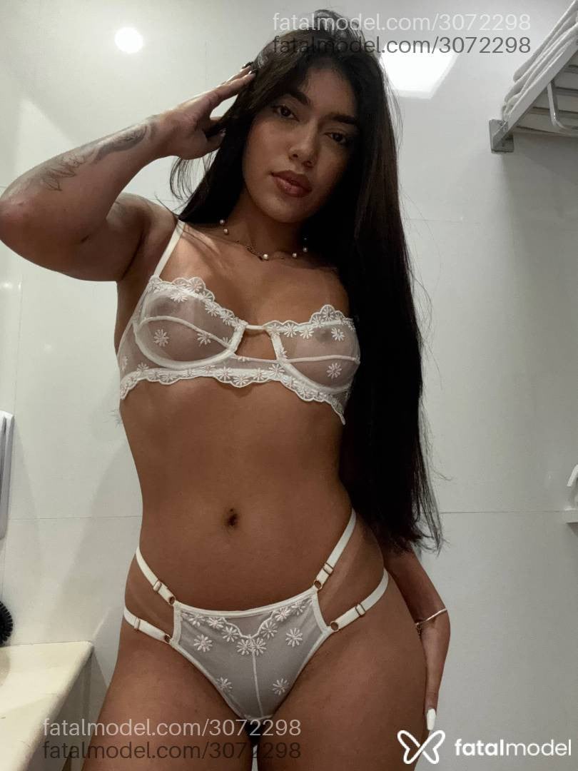 Acompanhante mulher morena (o) de olhos castanhos - Gabriela