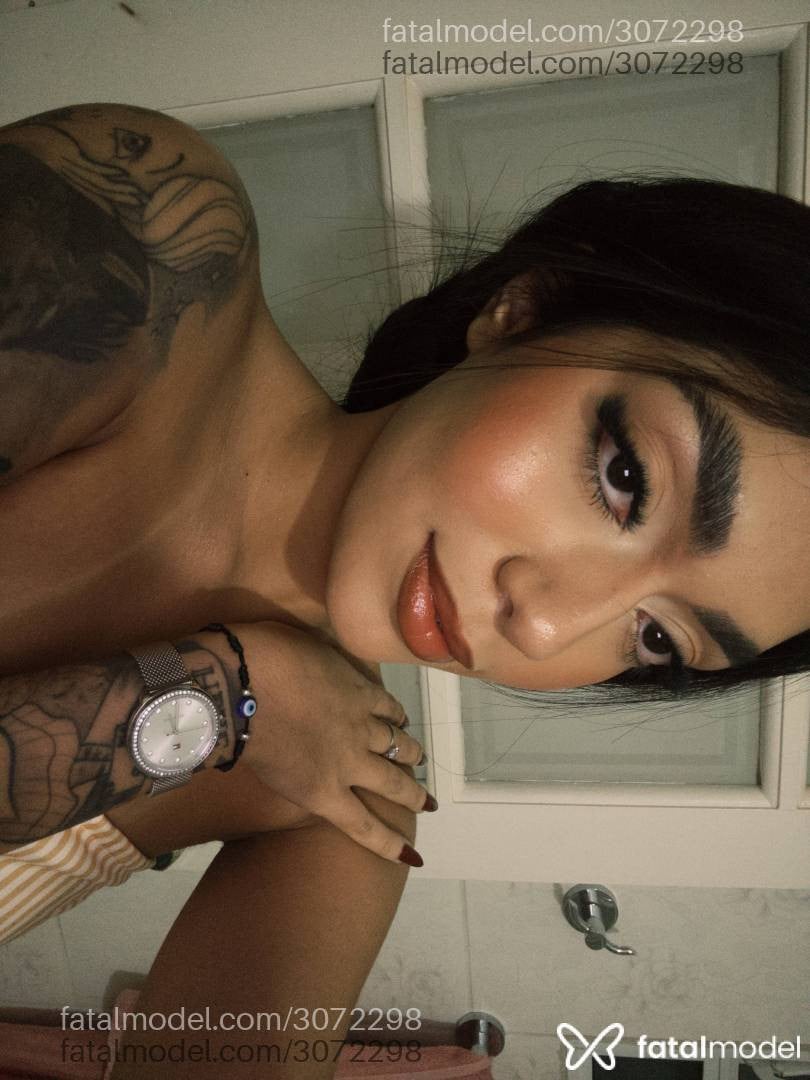 Acompanhante mulher morena (o) de olhos castanhos - Gabriela