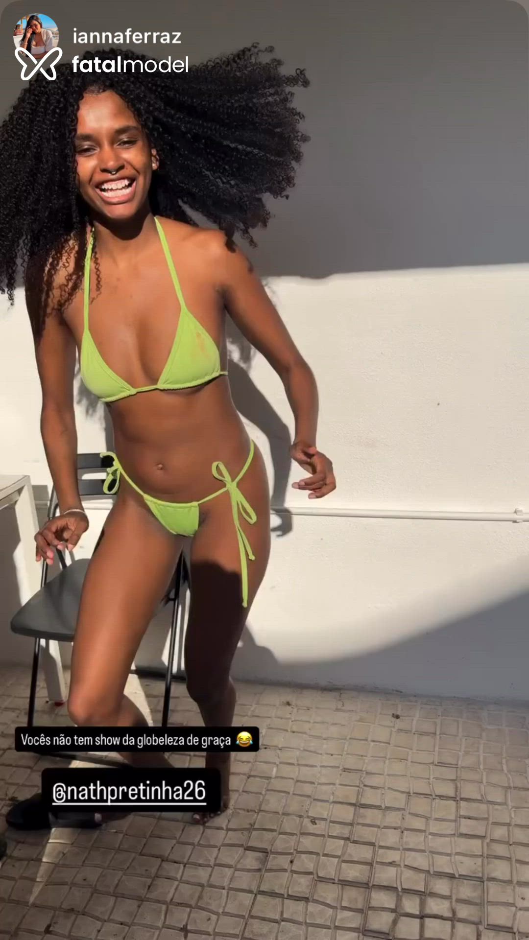 Acompanhante mulher com cabelo castanho de olhos castanhos - Nicole Acompanhante mulher com cabelo castanho de olhos castanhos - Nicole