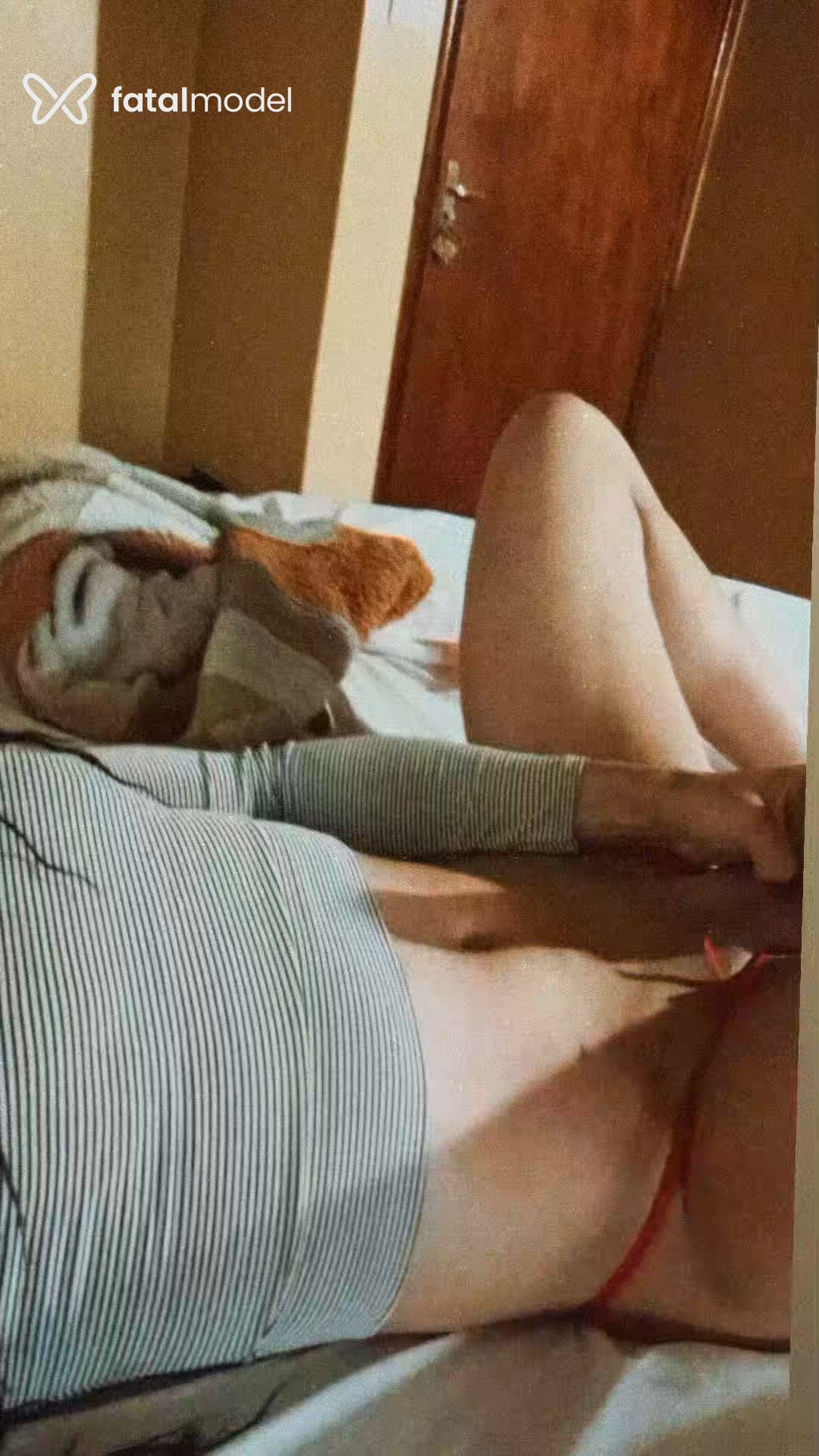Acompanhante mulher trans morena (o) de olhos castanhos - Agatha