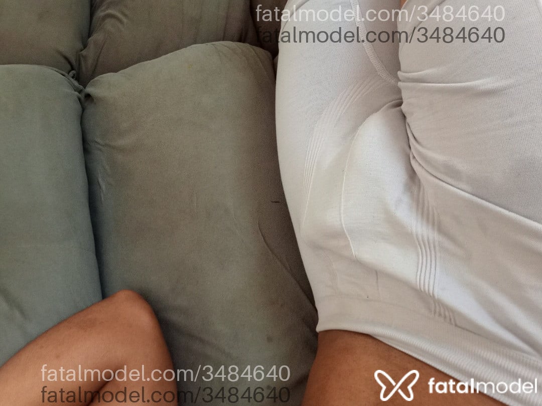 Acompanhante homem morena (o) de olhos pretos - Roger