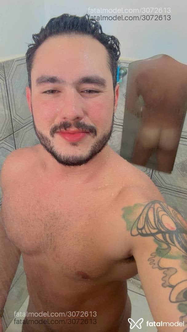 Acompanhante homem com cabelo castanho de olhos mel em São Paulo - Matheus Silva