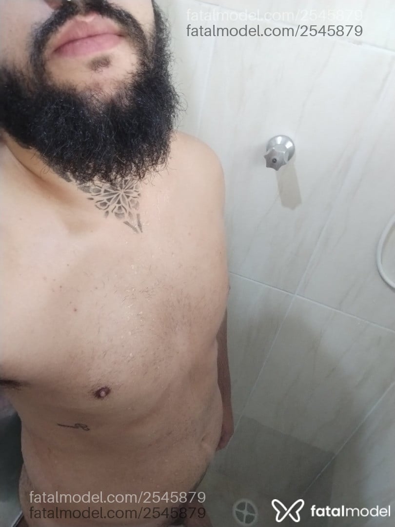 Acompanhante homem morena (o) de olhos castanhos - Henrique