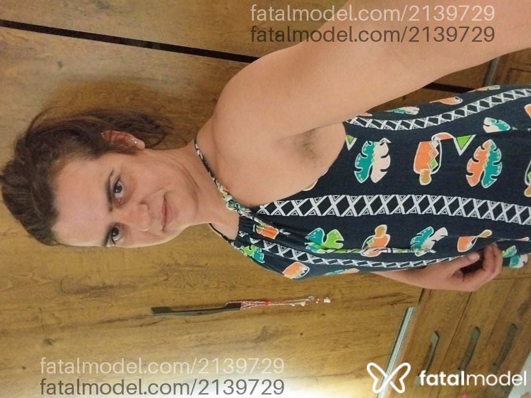 Acompanhante mulher trans com cabelo castanho de olhos castanhos - Setty Acompanhante mulher trans com cabelo castanho de olhos castanhos - Setty