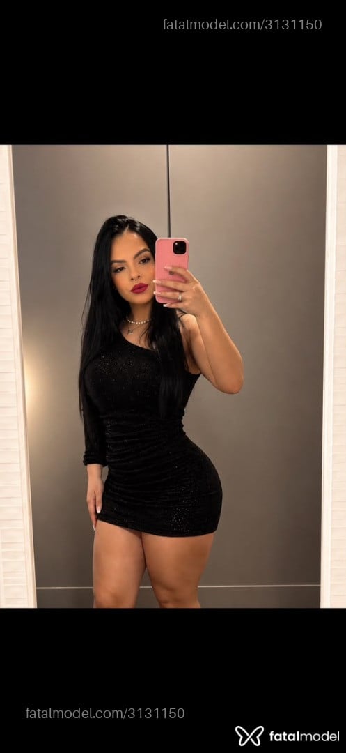 Acompanhante mulher morena (o) de olhos castanhos - Júlia Tavares