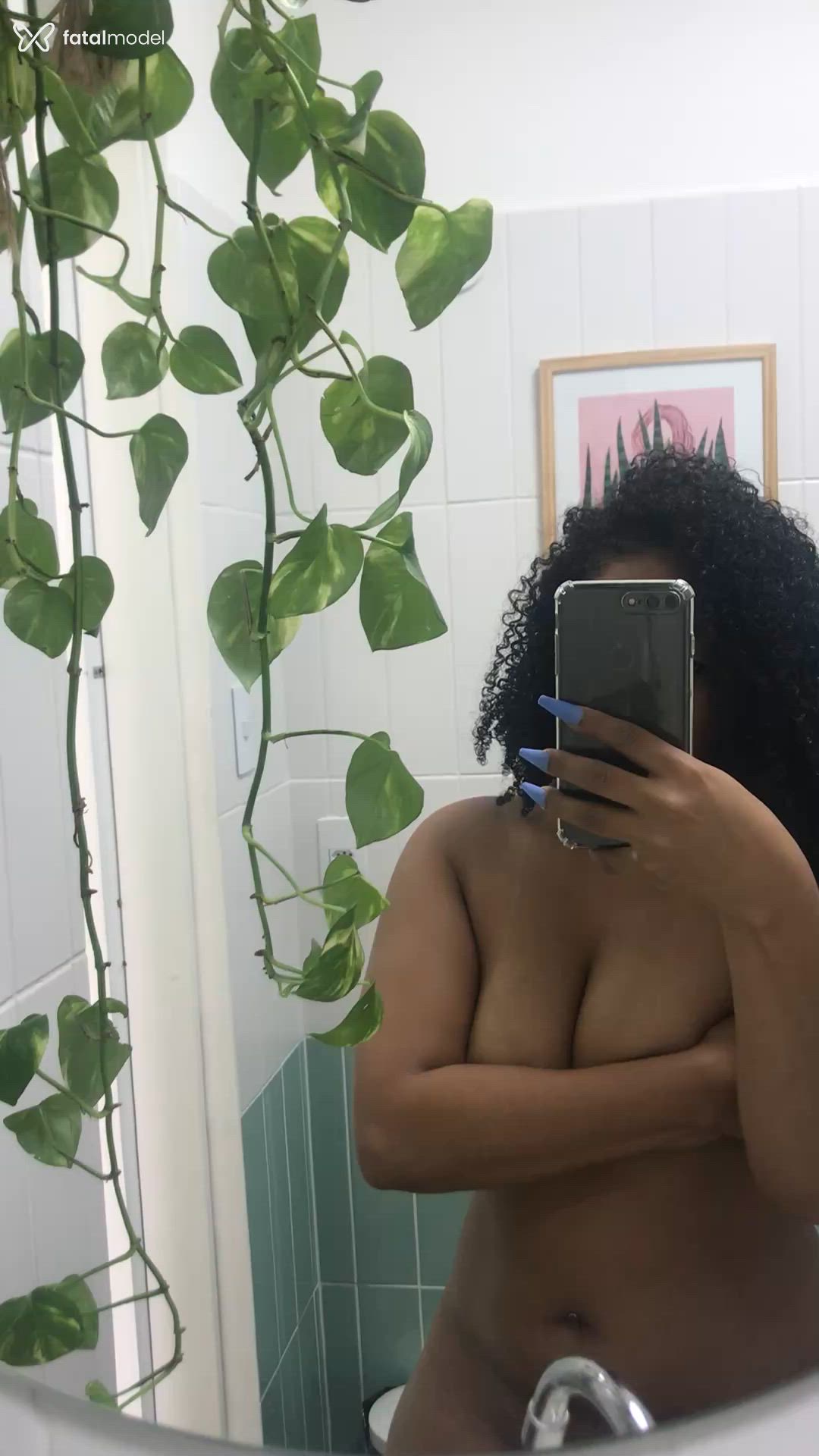 Acompanhante mulher com cabelo castanho de olhos castanhos - Jully Patrizia