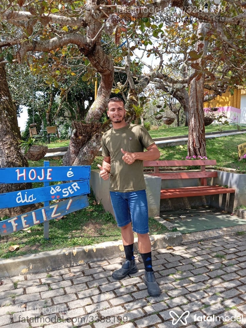 Acompanhante homem morena (o) de olhos castanhos - Éwerton Santos